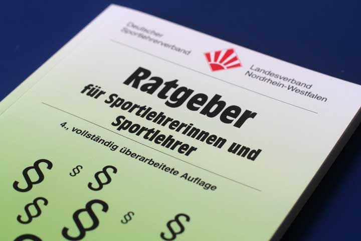 Ratgeber für Sportlehrerinnen und Sportlehrer – für Mitglieder kostenlos!